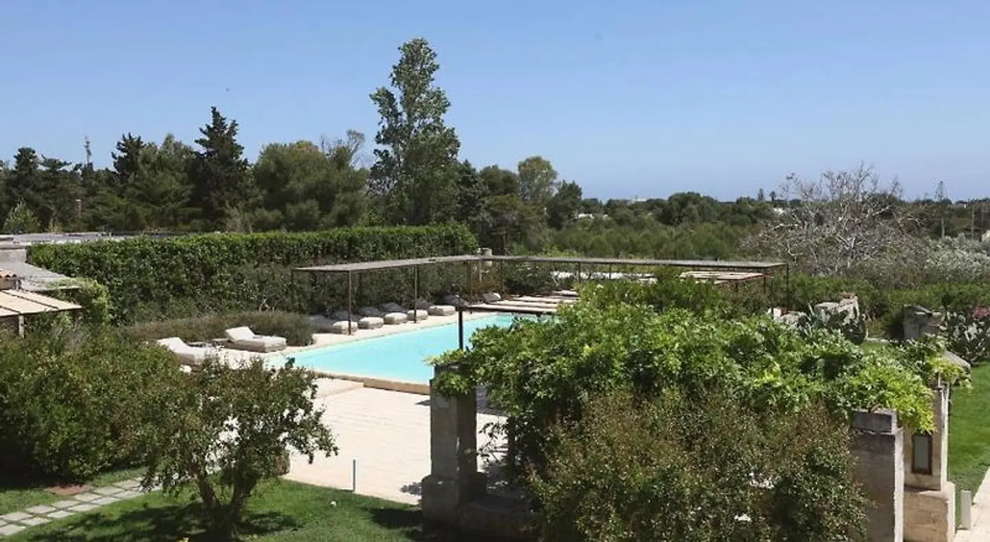 Borgo Sentinella OUTDOOR_POOL