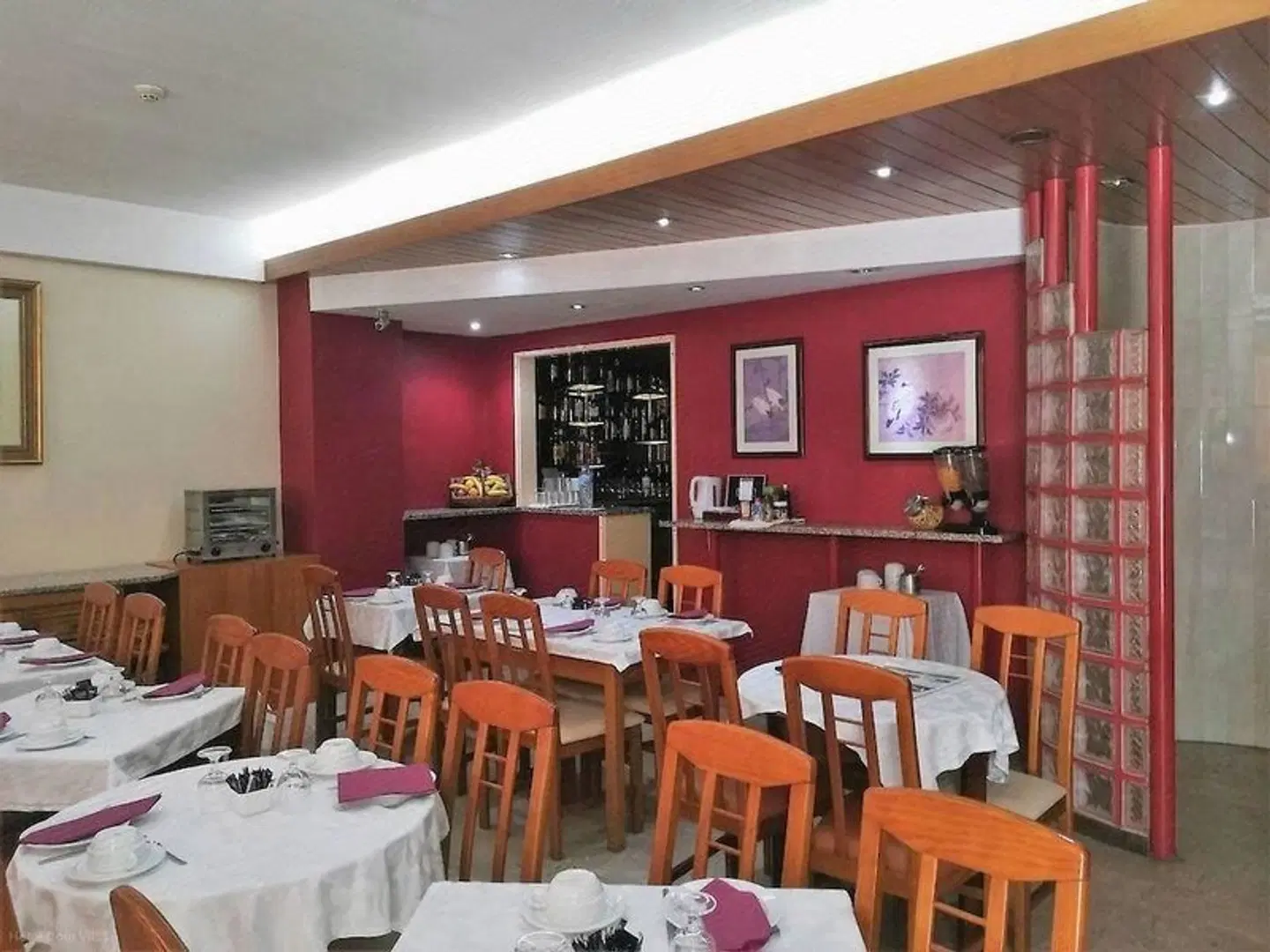 Dom Vilas Restaurant