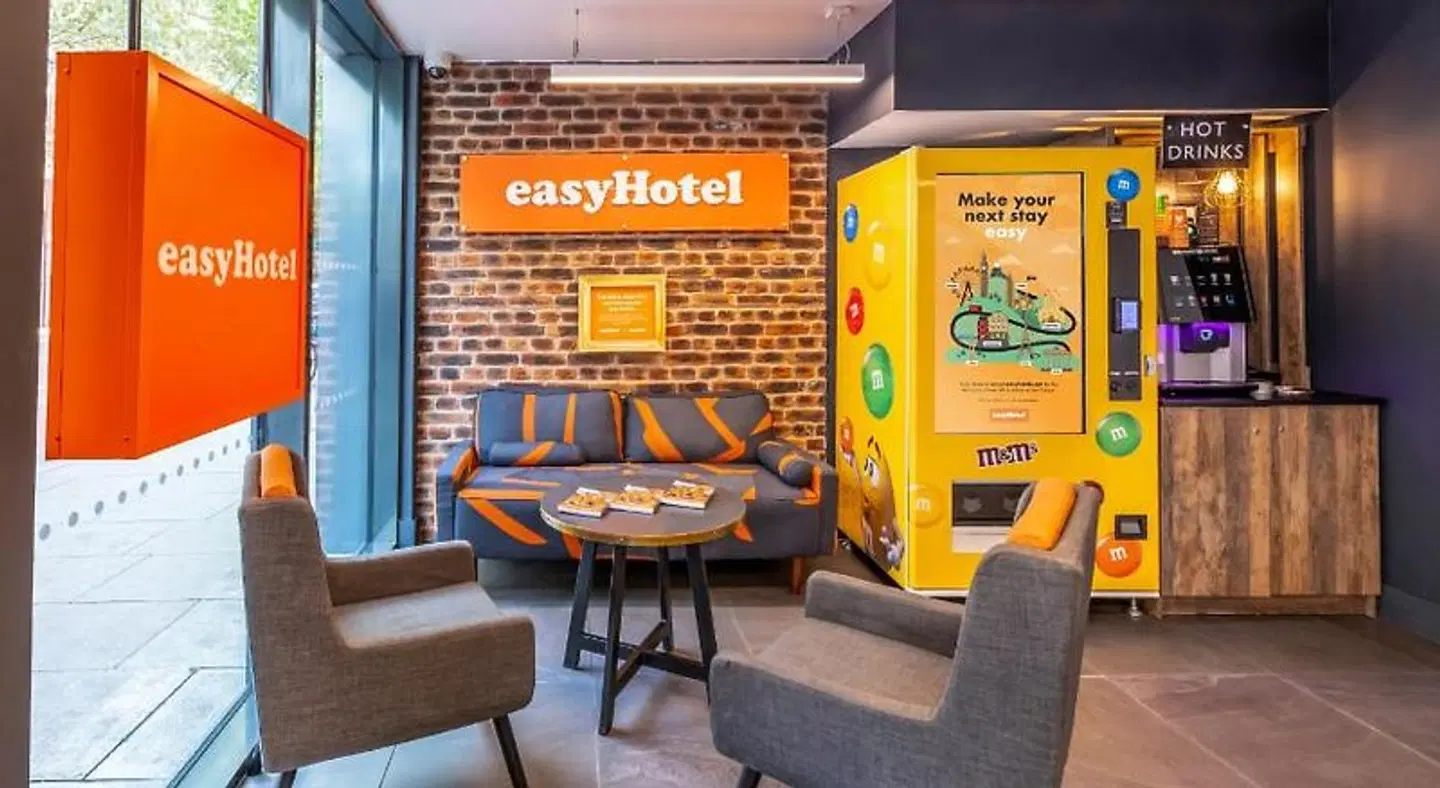 easyHotel London City Shoreditch Bar