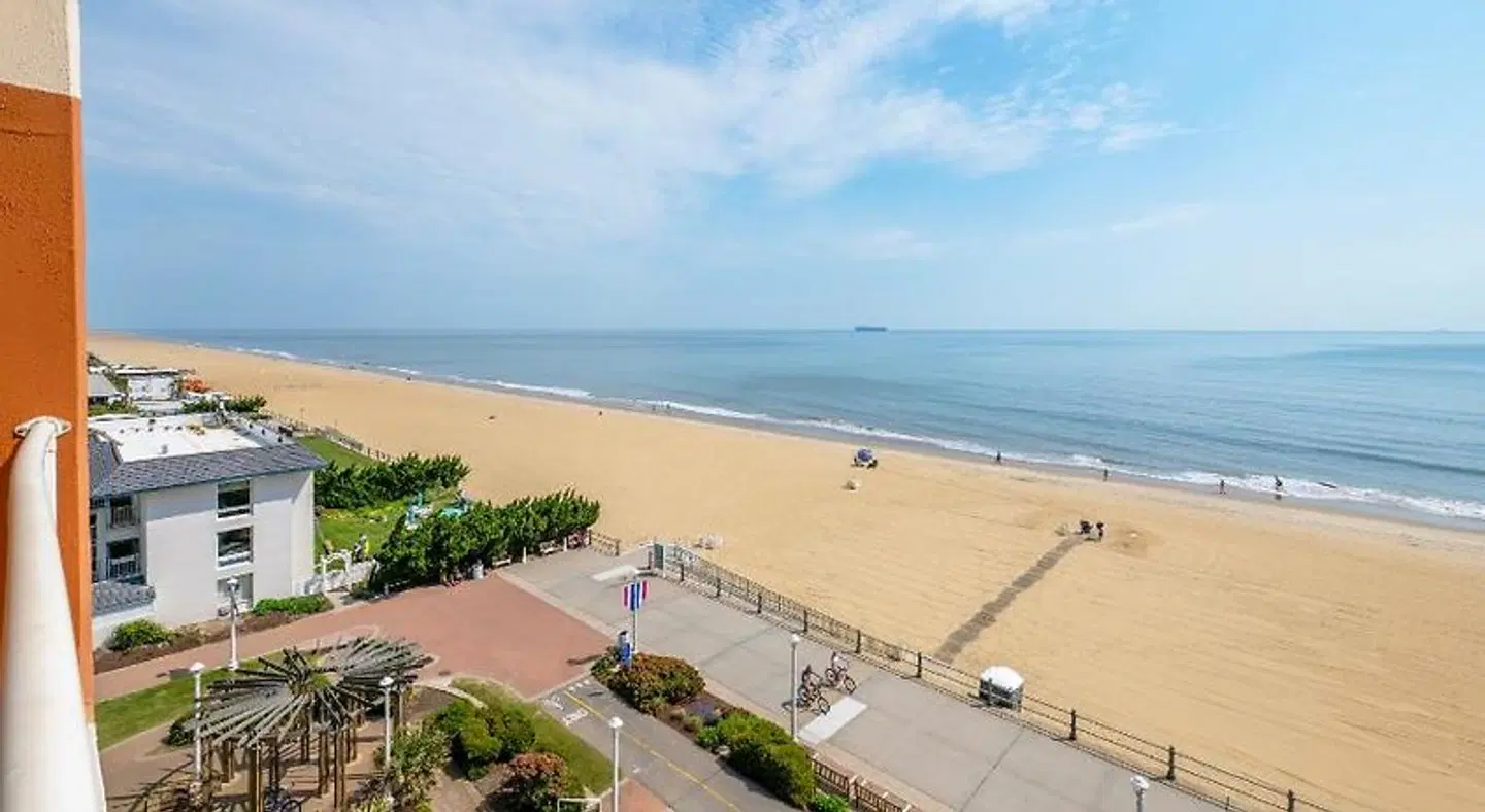 Holiday Inn & Suites Virginia Beach - North Beach by IHG Strand