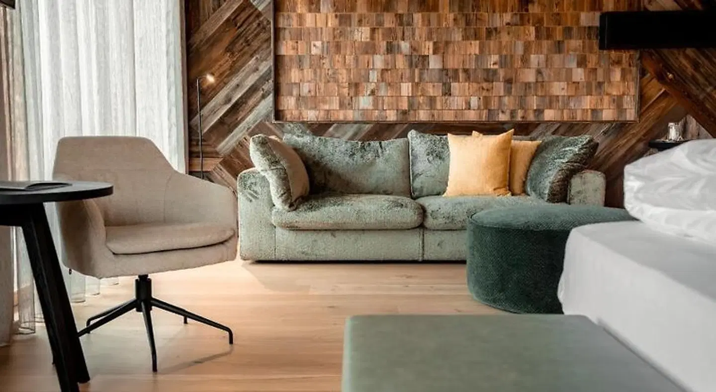 Watles LOUNGE_LOBBY