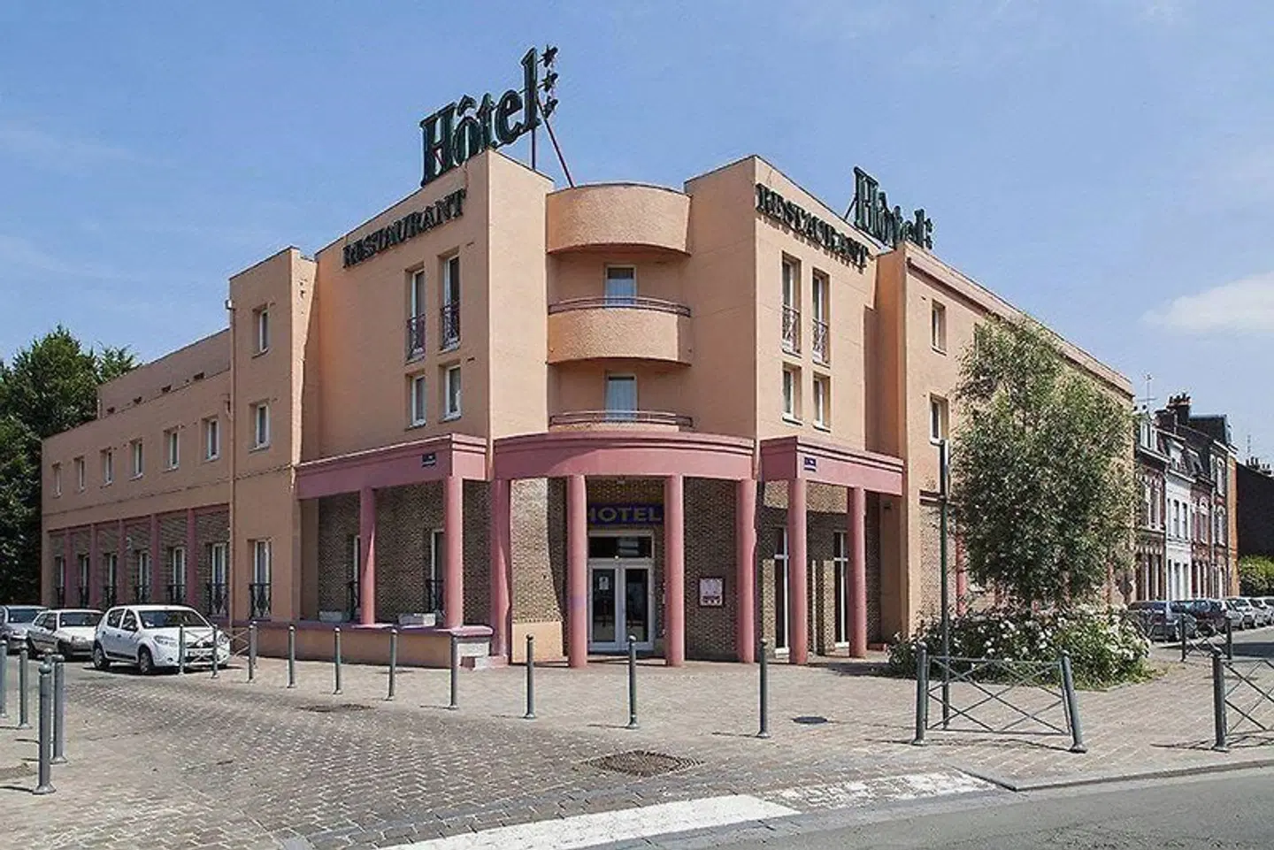 Kyriad Lille Gare - Grand Palais EXTERIOR