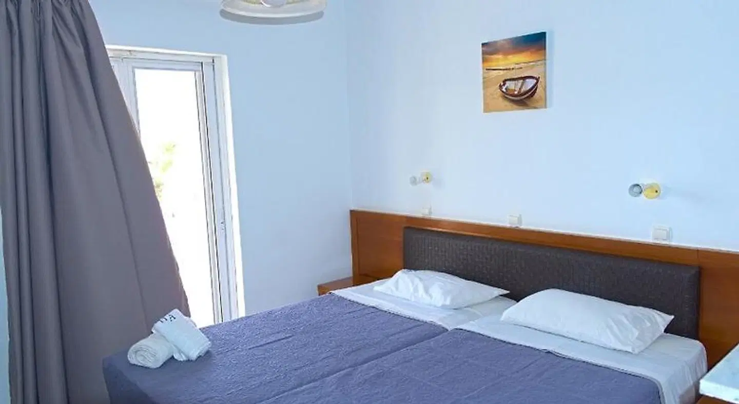 Amoudi Hotel Studios Apartments ROOM_EXAMPLE