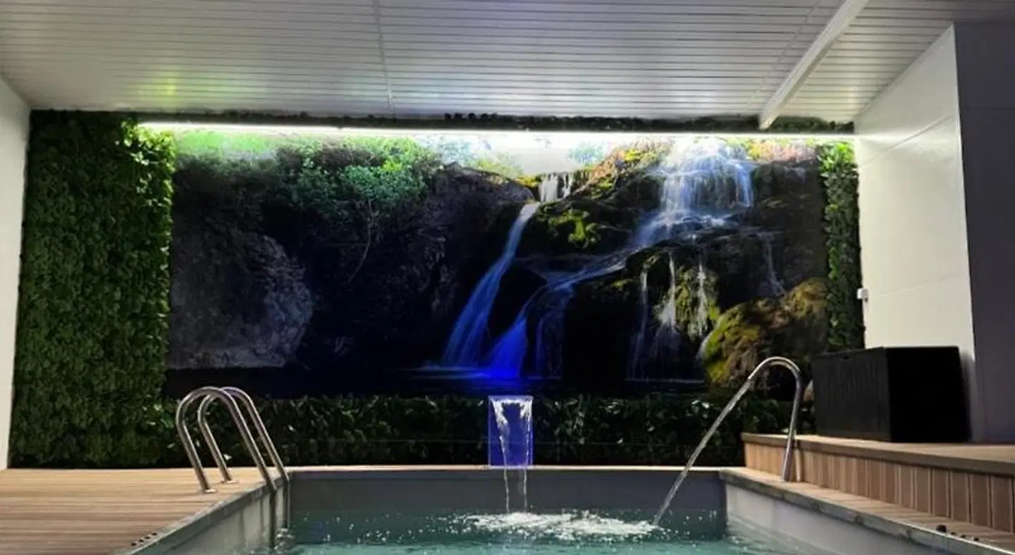 Hotel Onix Hallenbad