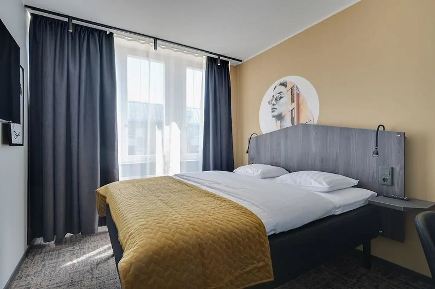 Aldoria ROOM_EXAMPLE