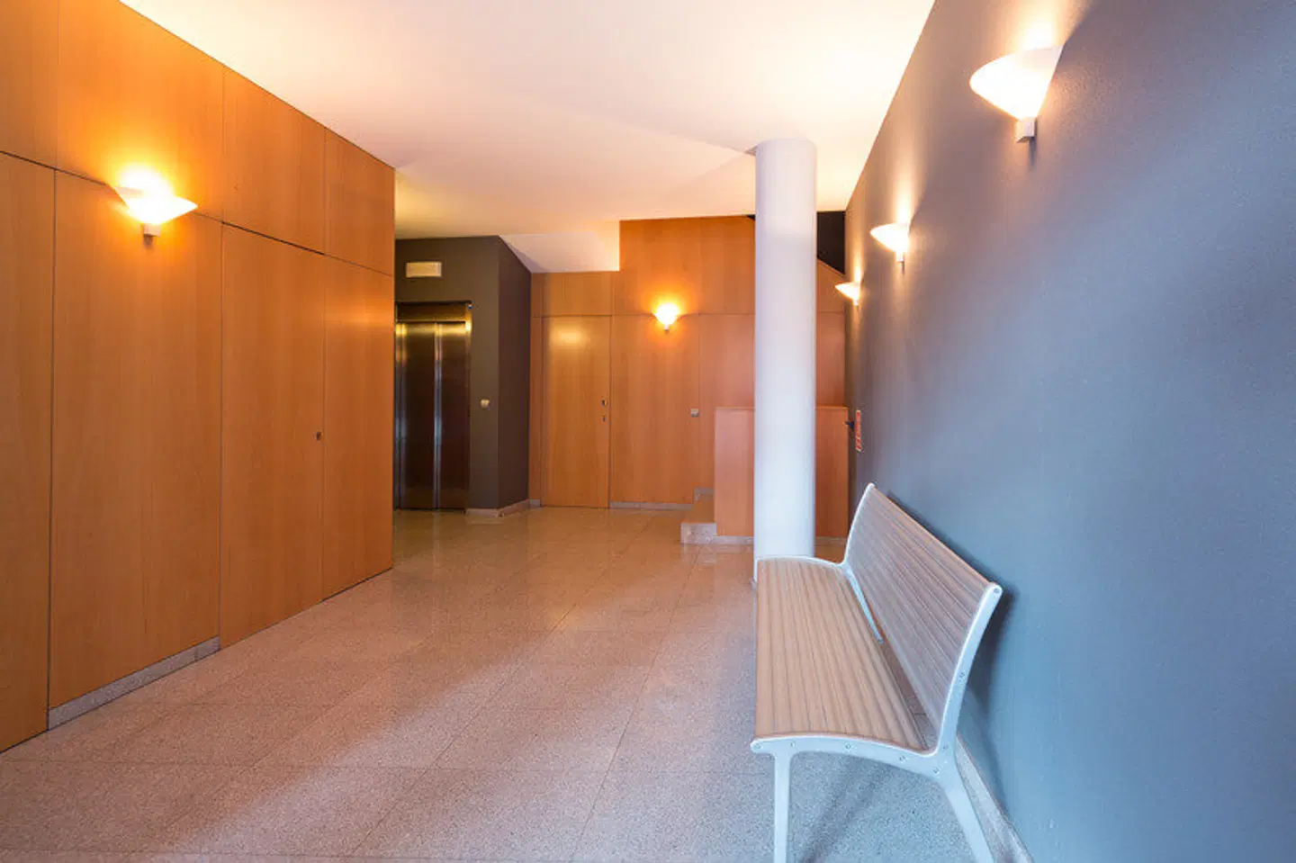 Lugaris Rambla LOUNGE_LOBBY