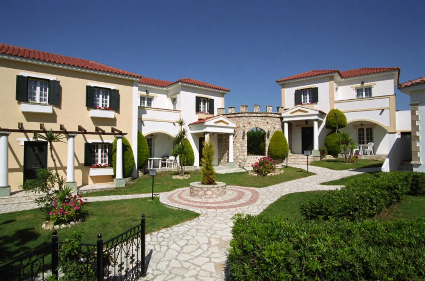 Anagenessis Village Hotel EXTERIOR