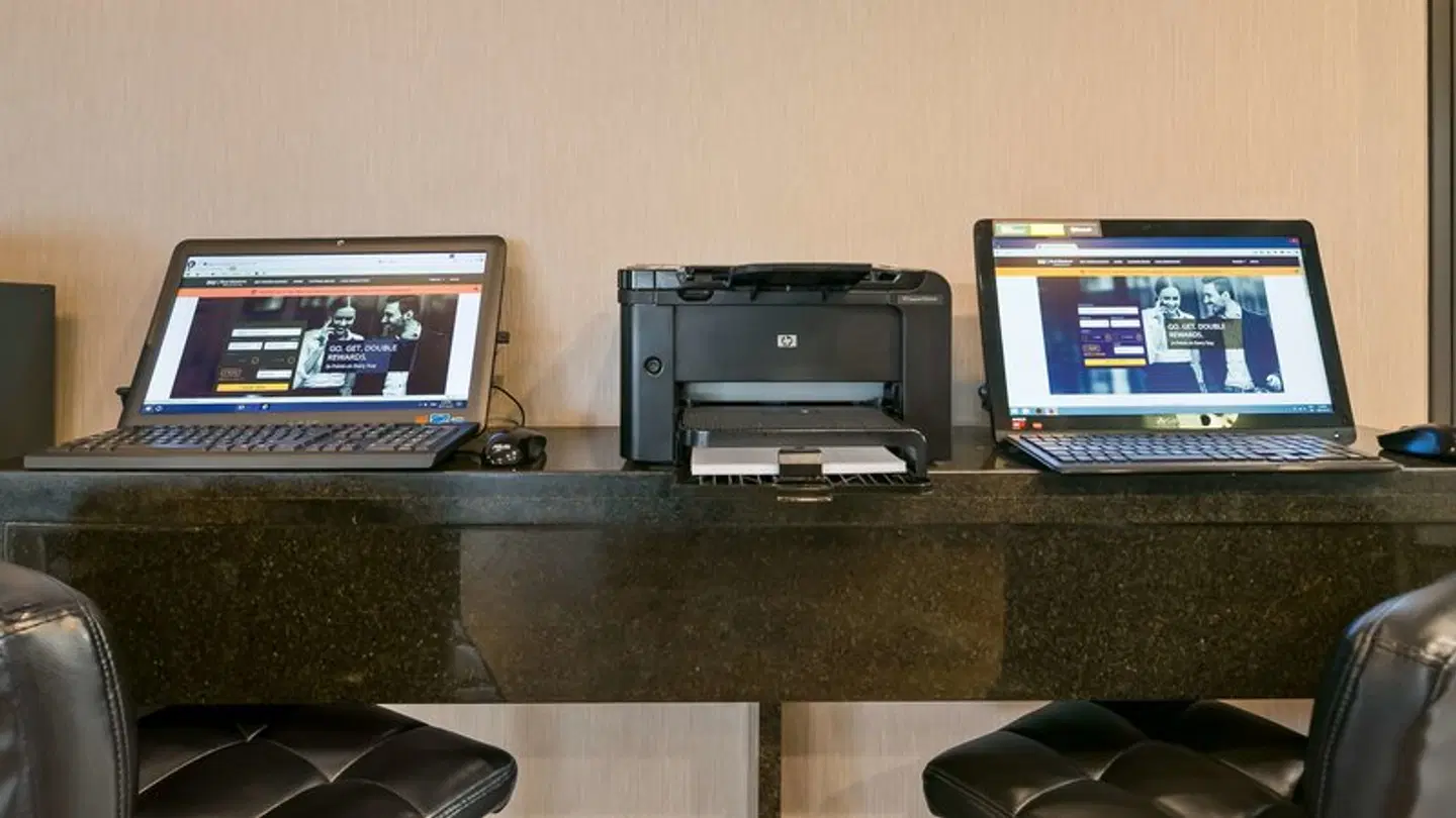 Best Western Airport Inn ROOM_EXAMPLE