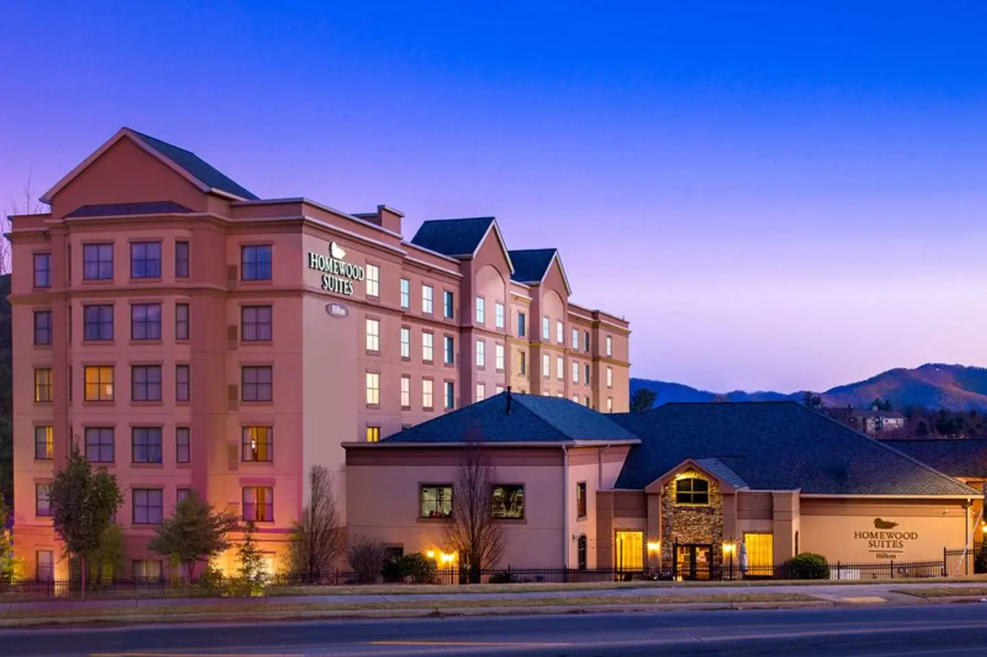 Homewood Suites by Hilton Asheville-Tunnel Road EXTERIOR