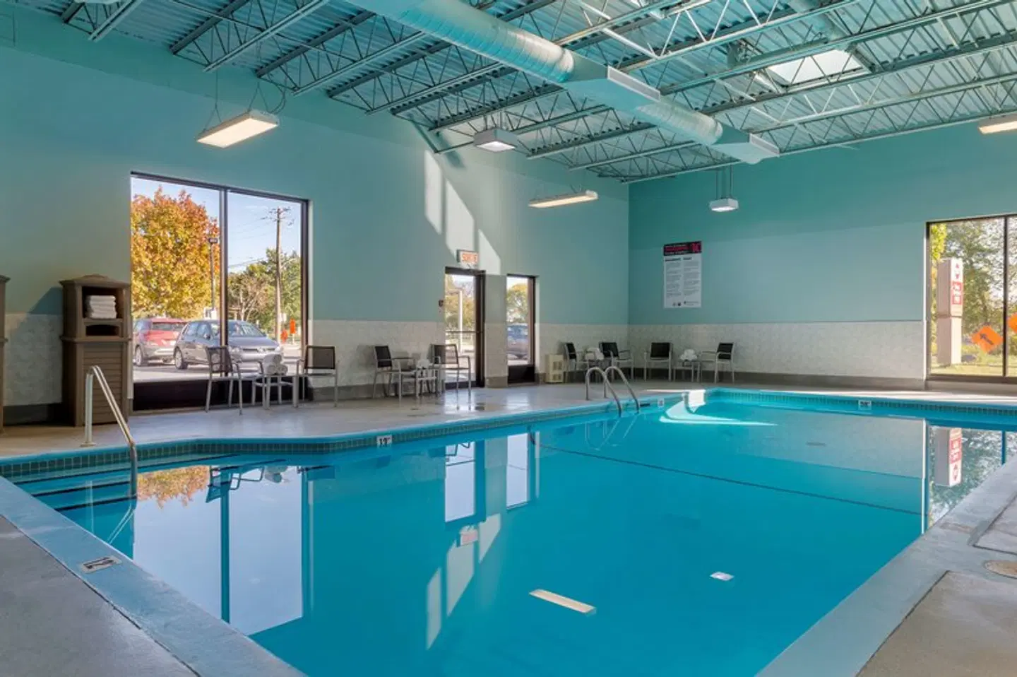 Best Western Plus Gatineau-Ottawa Downtown Hallenbad