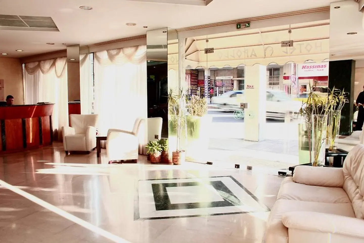 Apollo LOUNGE_LOBBY