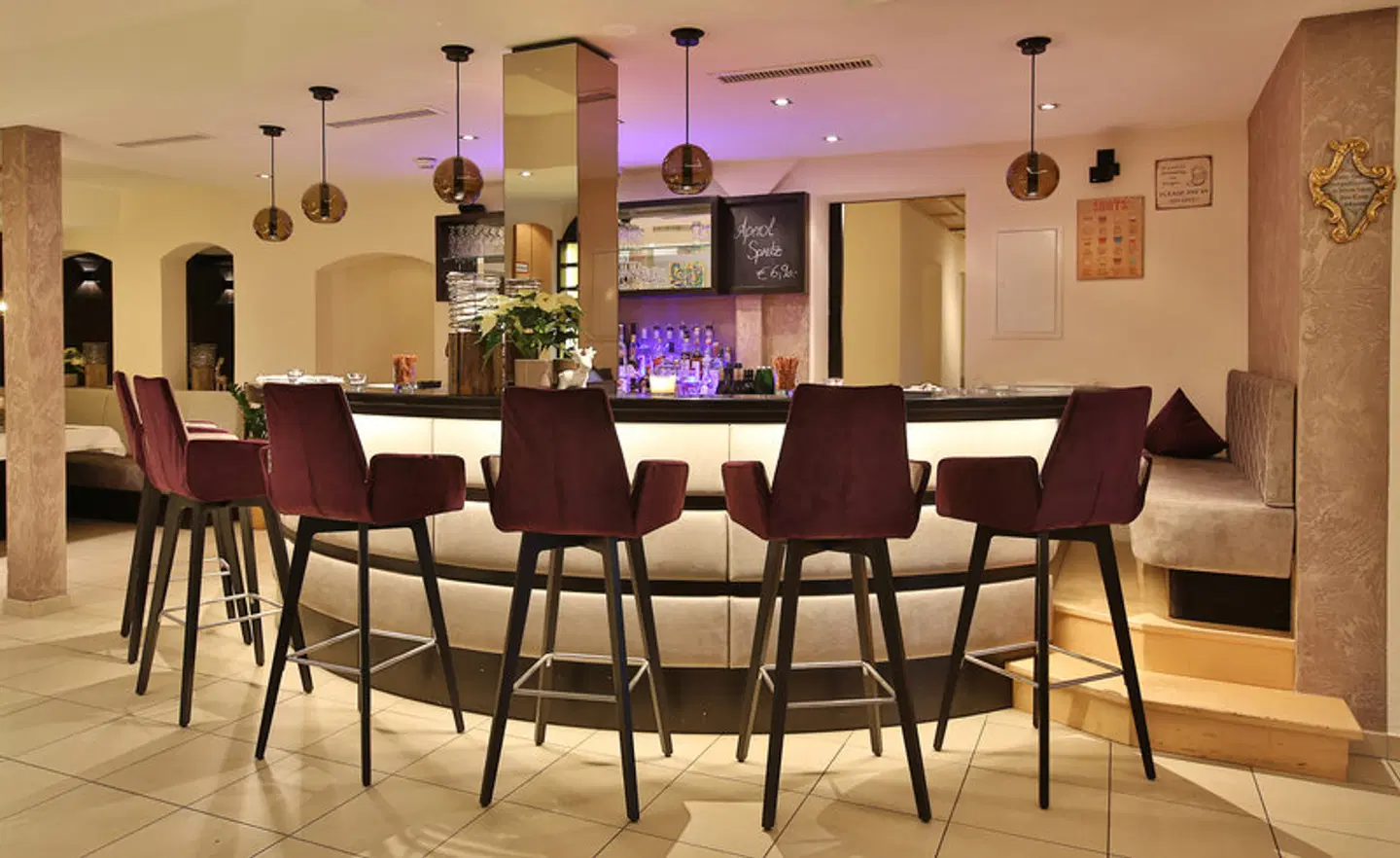 Hotel Castel Bar