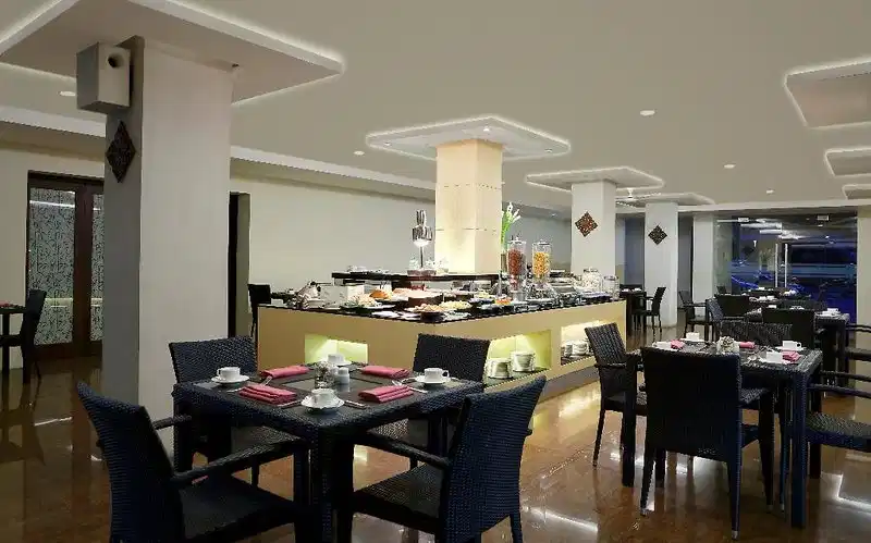 Santika Kuta – Hotelfoto