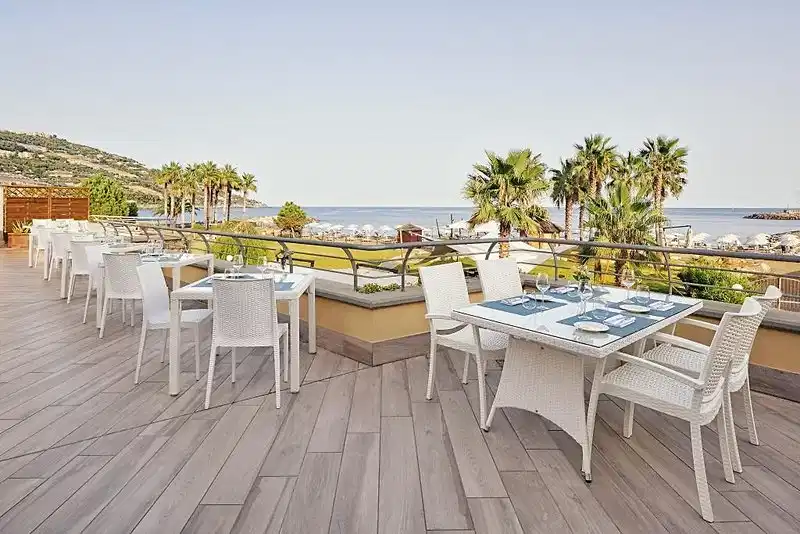 Aregai Marina Hotel & Residence – Hotelfoto