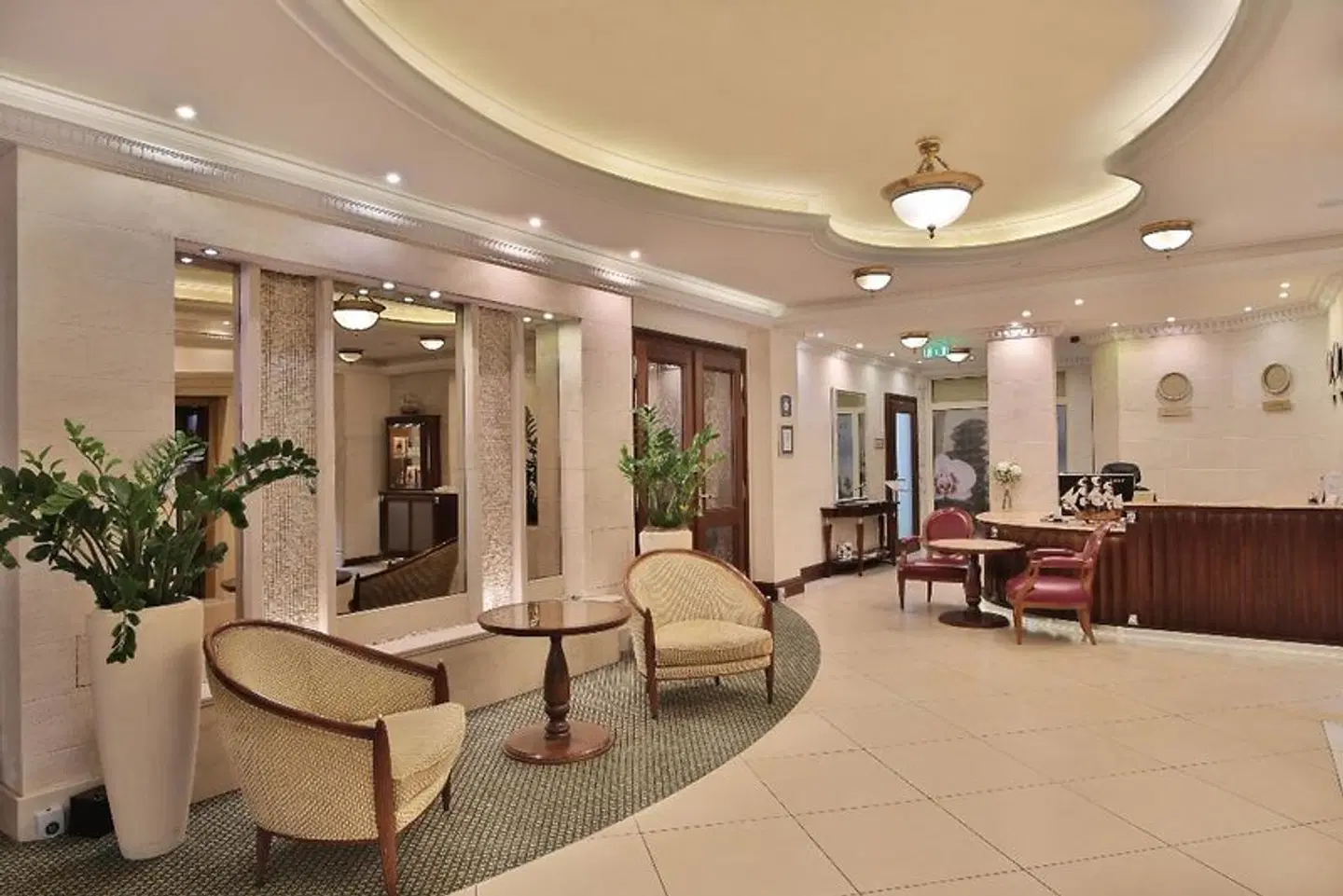 Luxury Wellness Resort Retro Riverside LOUNGE_LOBBY