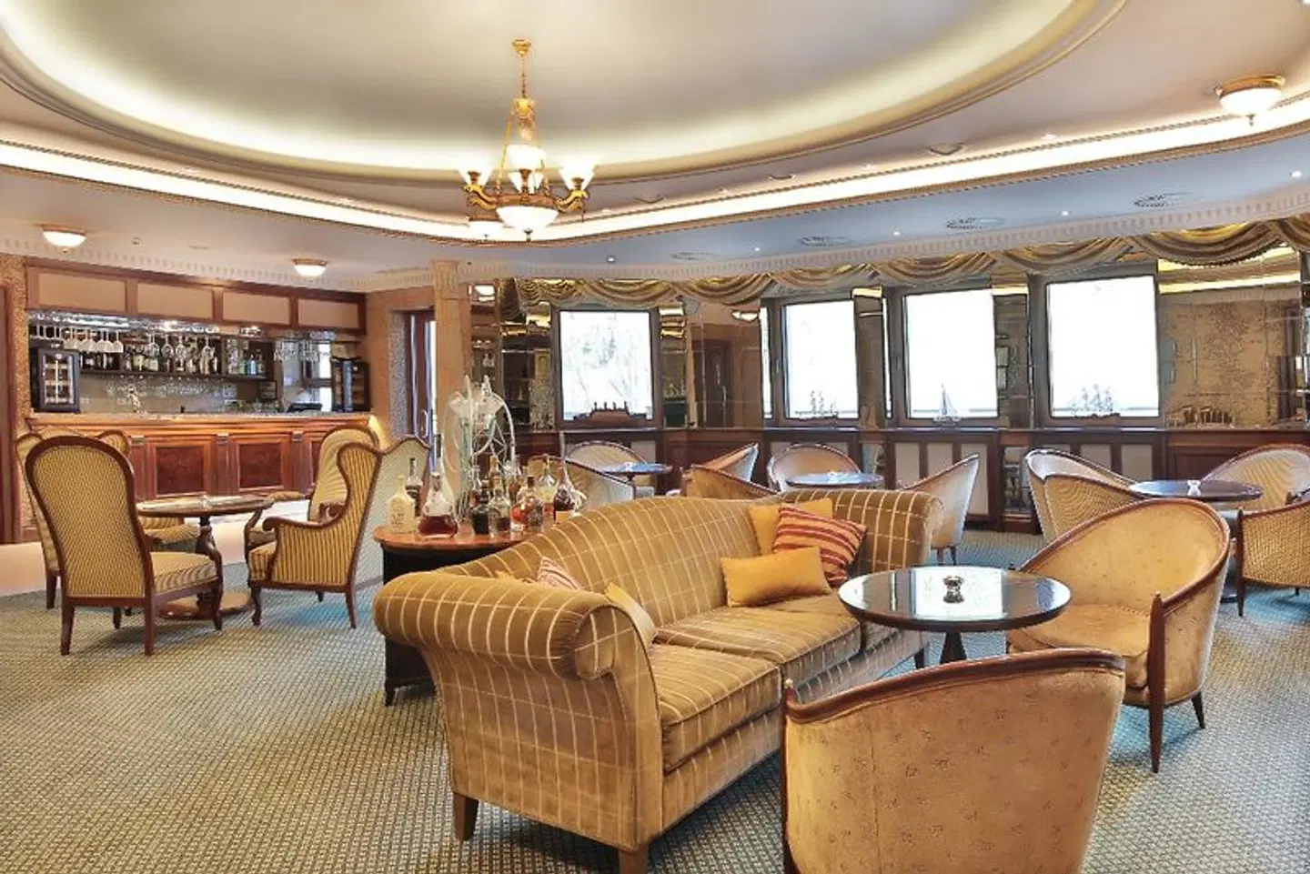 Luxury Wellness Resort Retro Riverside LOUNGE_LOBBY