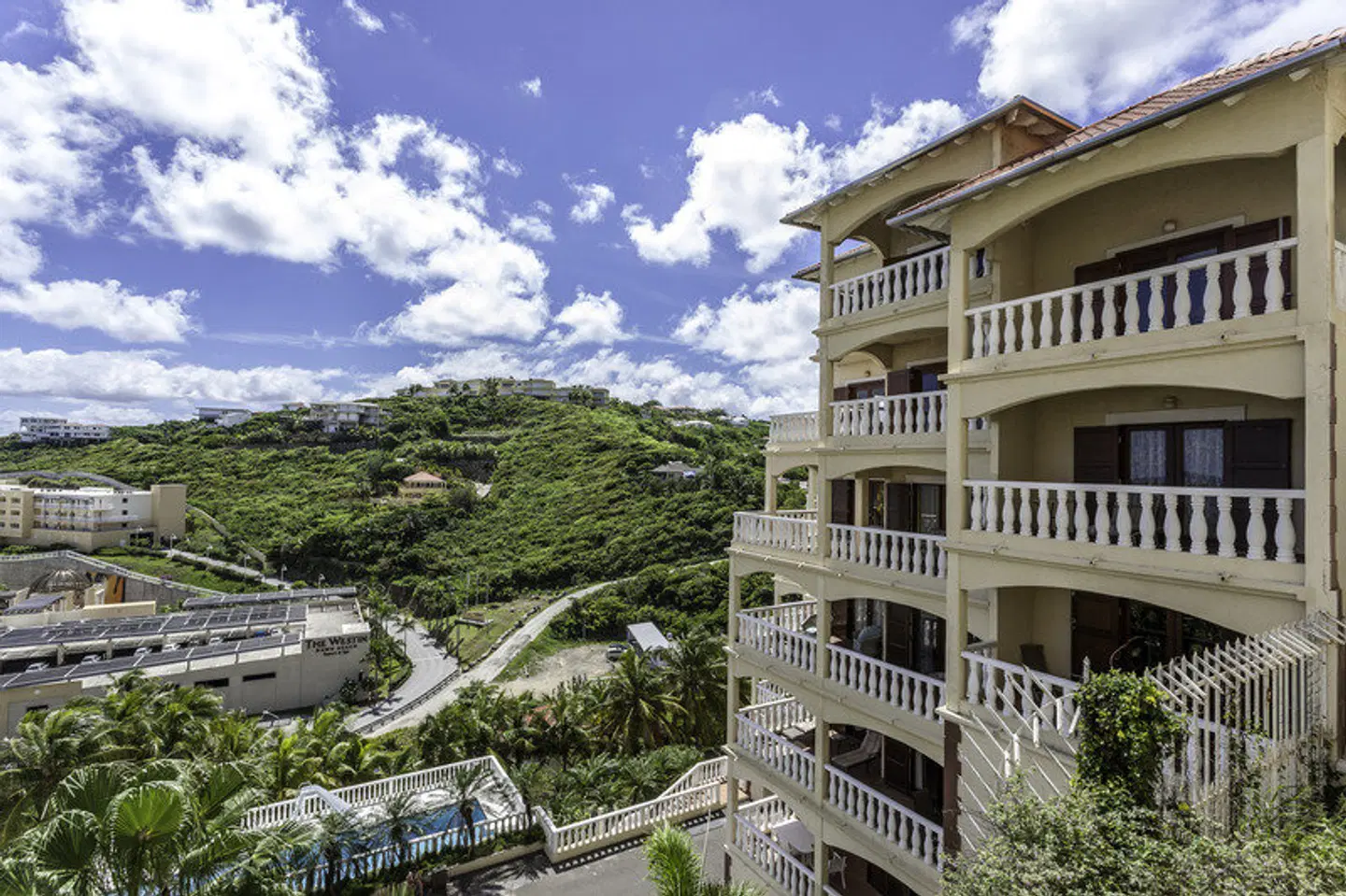 Princess Heights Luxury Boutique Condo Hotel EXTERIOR