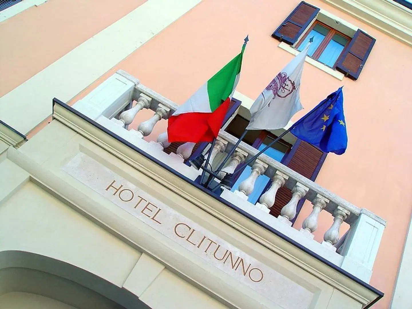 Clitunno MODEL_IMPRESSION