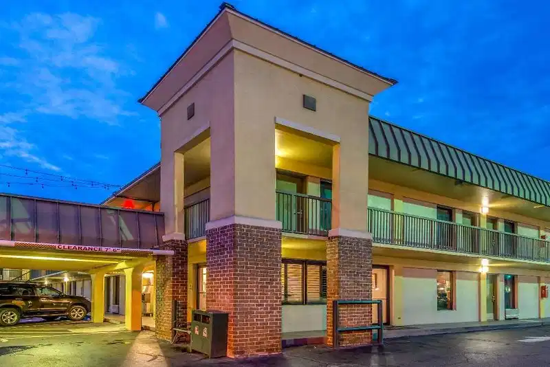 Quality Inn Savannah Historic District – Hotelfoto