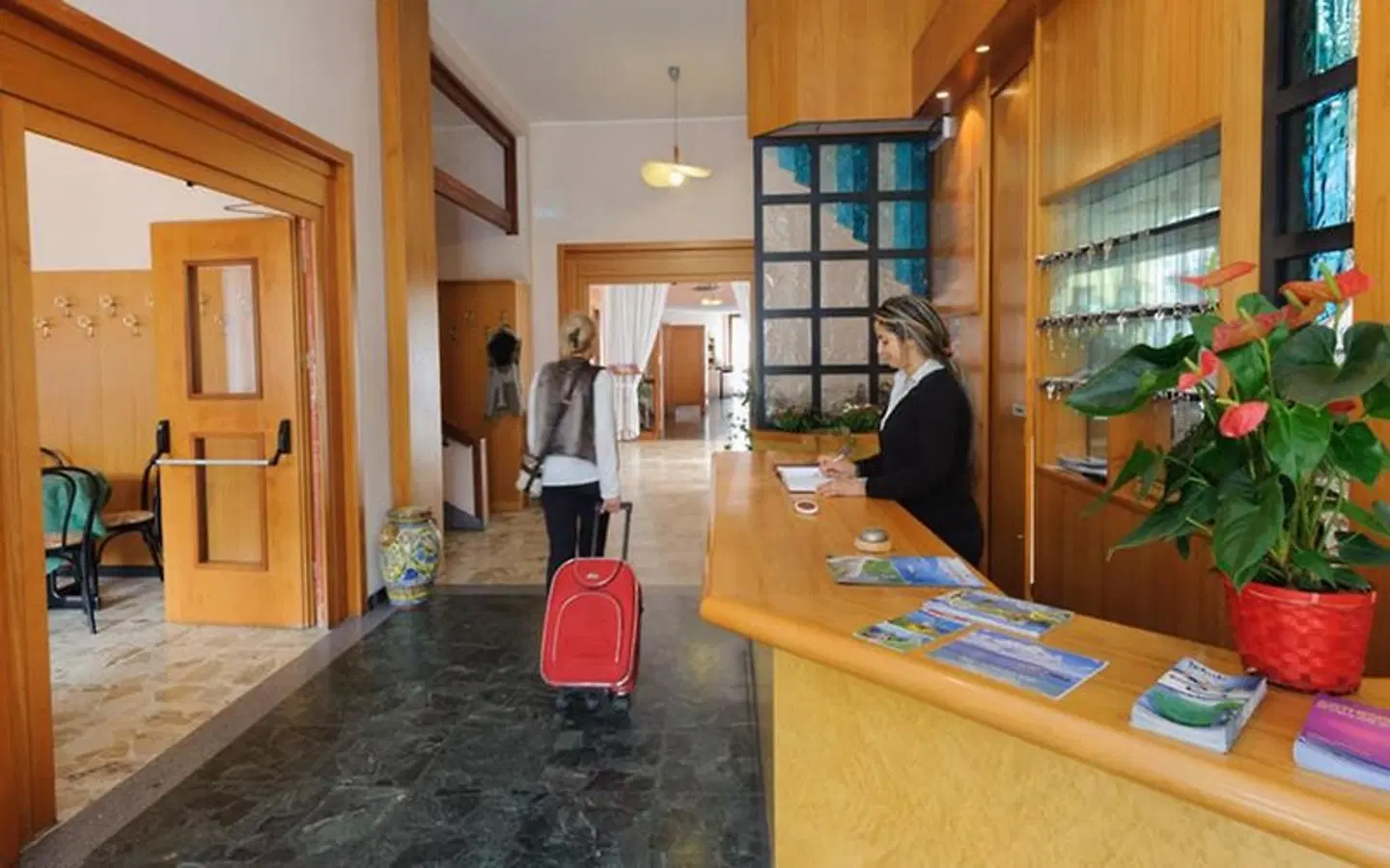 Aries LOUNGE_LOBBY