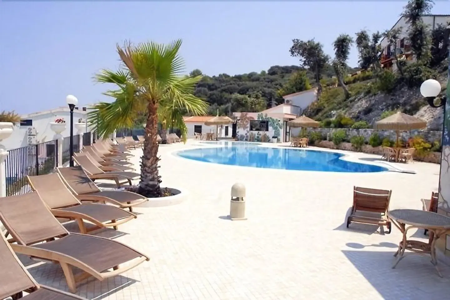 Hotel Residence Tramonto OUTDOOR_POOL