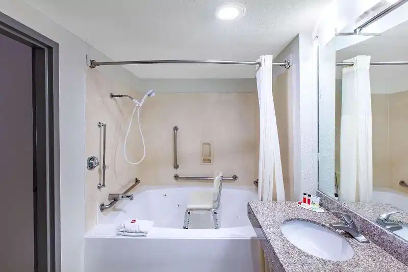 Days Inn & Suites by Wyndham Webster NASA-ClearLake-Houston – Hotelfoto