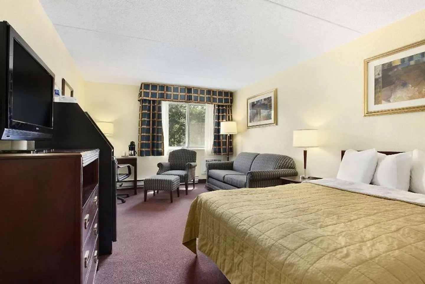 Travelodge Ottawa East ROOM_EXAMPLE