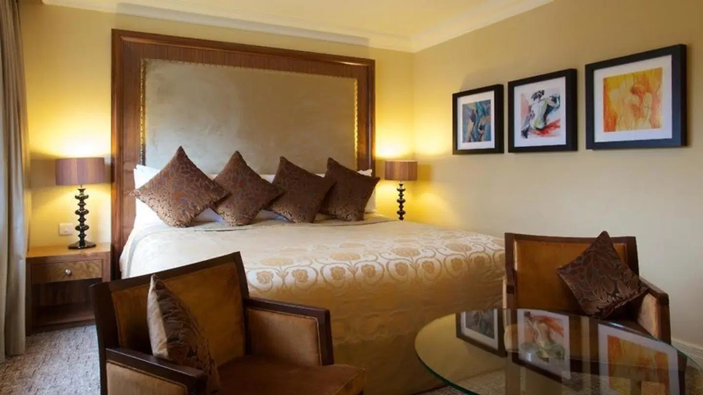 Aubrey Park ROOM_EXAMPLE