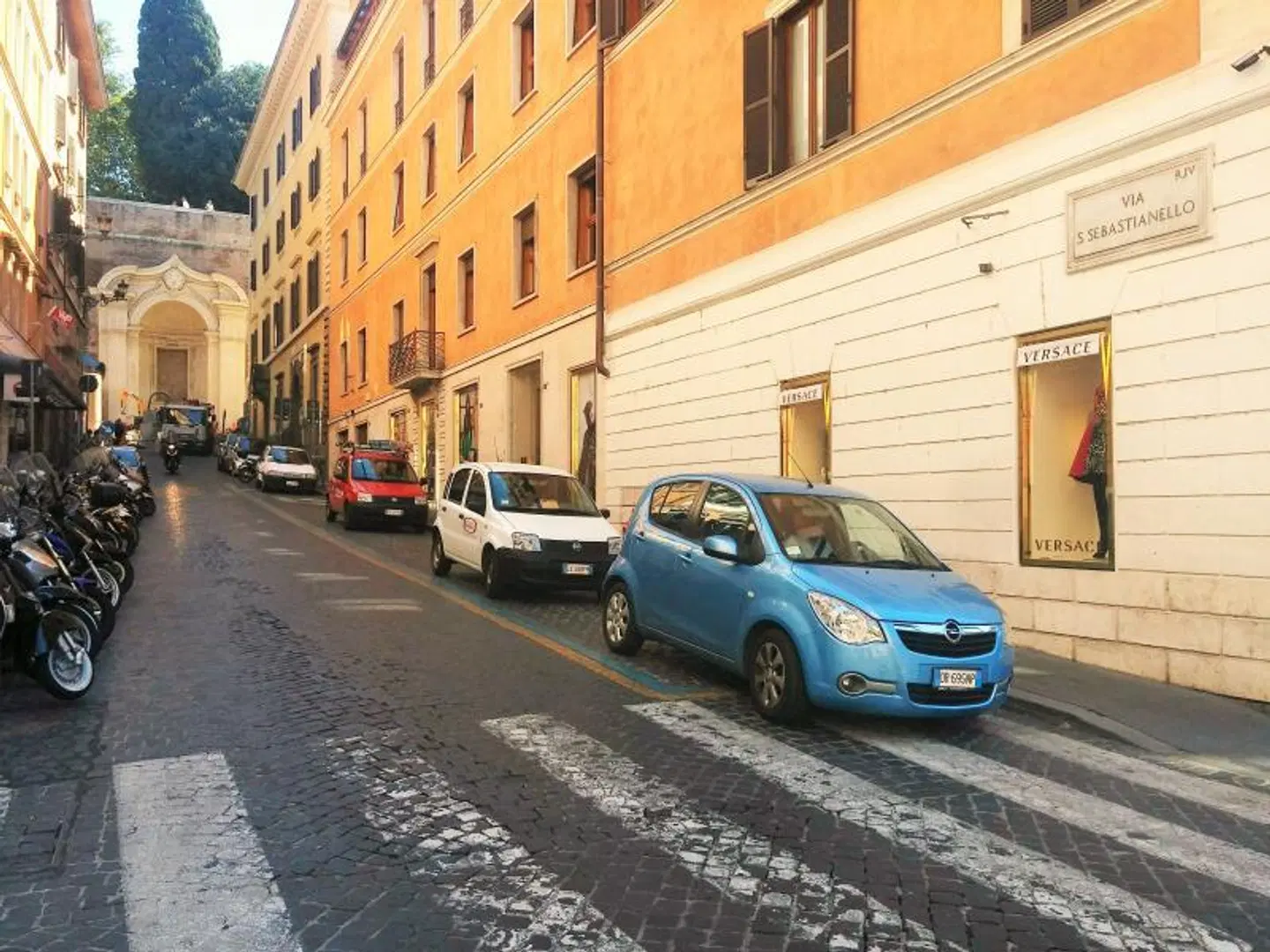 Piazza di Spagna Suite de Charme SPORTS_AND_LEISURE
