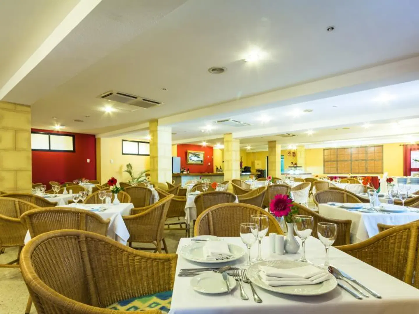BlueBay Beach Club Restaurant