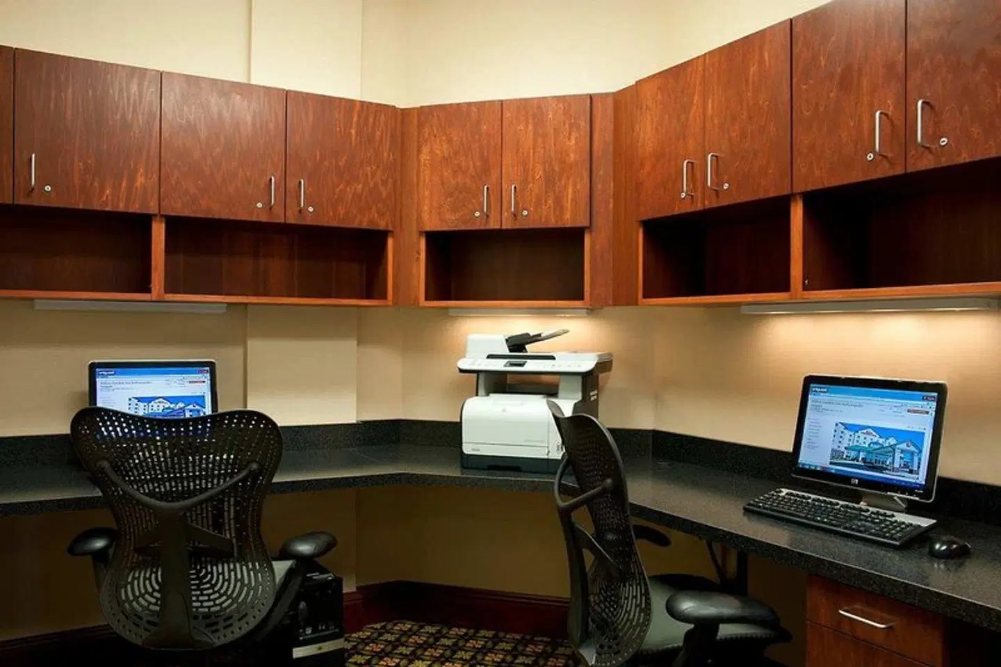 Hilton Garden Inn Indianapolis Airport ROOM_EXAMPLE