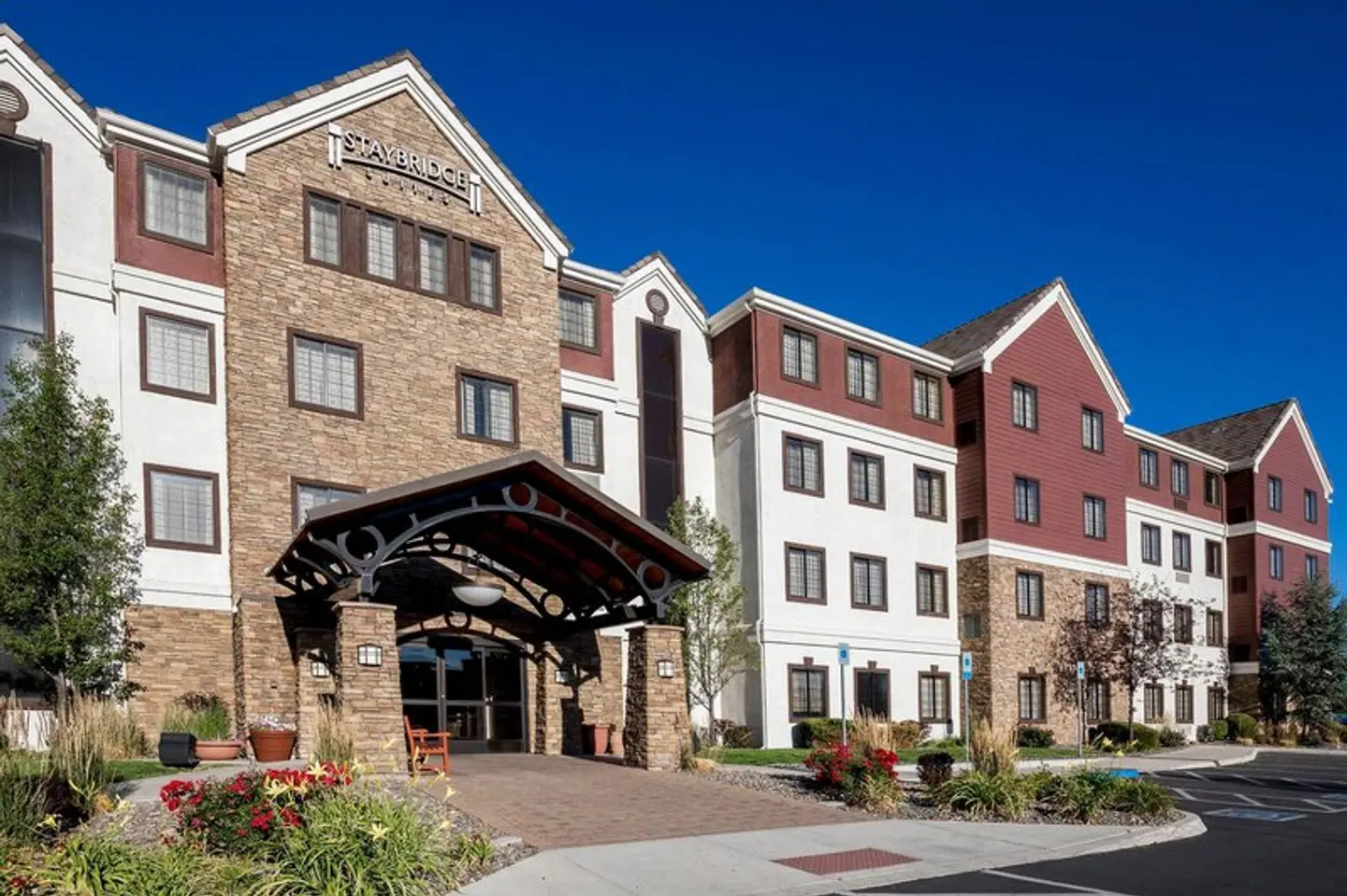 Staybridge Suites Reno Nevada by IHG EXTERIOR
