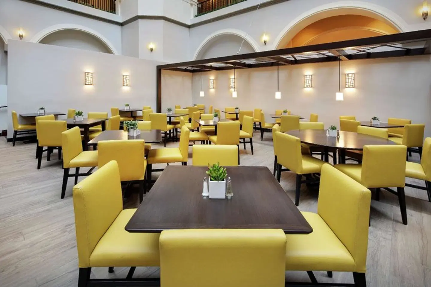 Embassy Suites by Hilton Dallas Park Central Area Restaurant