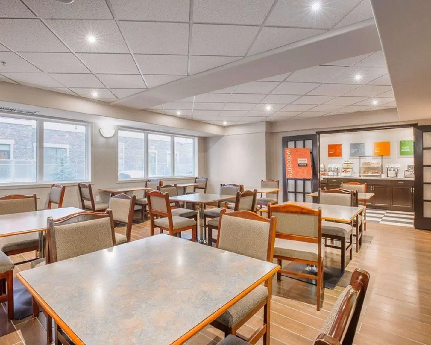 Comfort Inn & Suites University LOUNGE_LOBBY