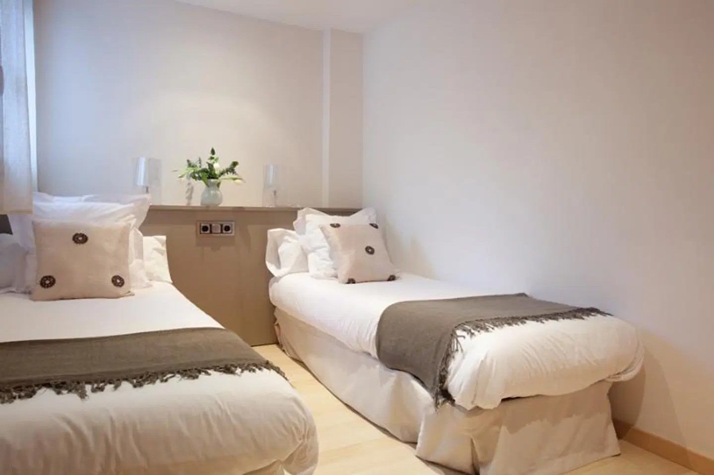 Lugaris Rambla ROOM_EXAMPLE