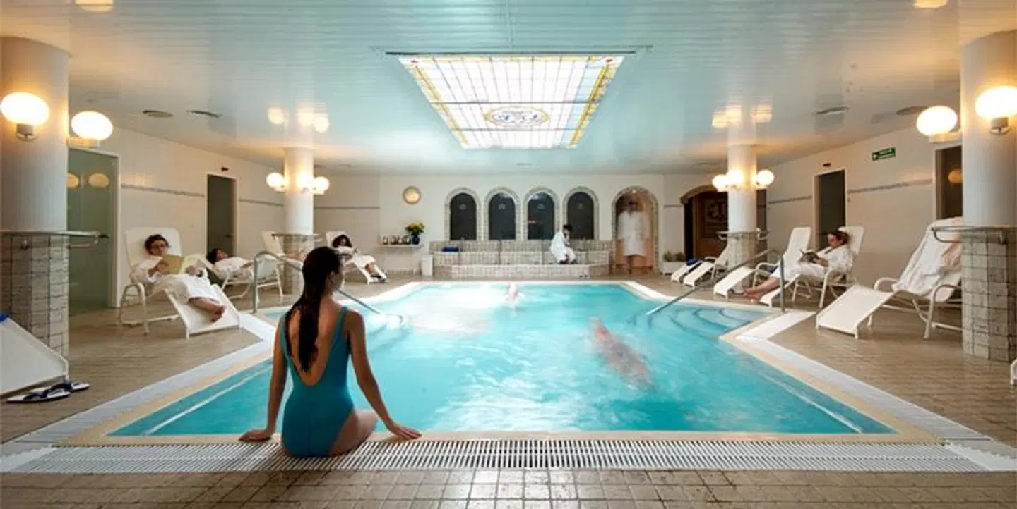 Termes La Garriga Hallenbad