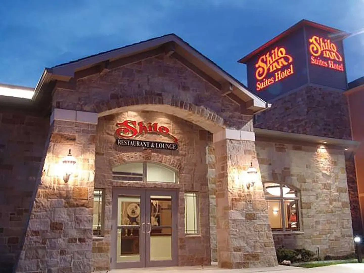 Shilo Inn Killeen EXTERIOR