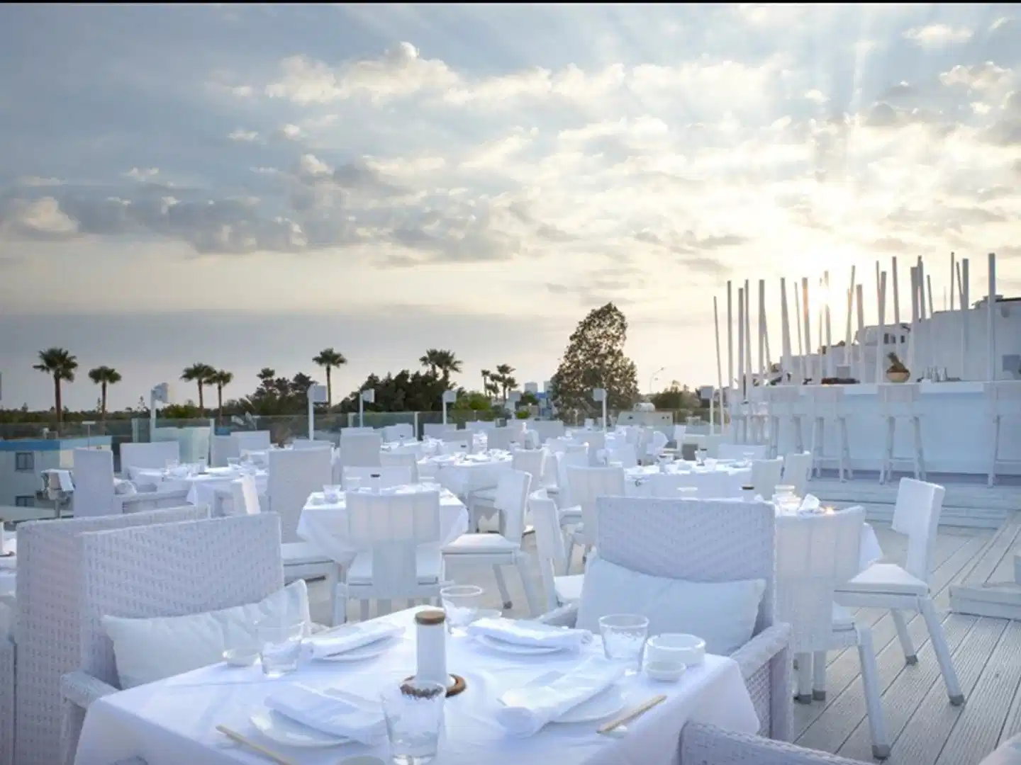 So Nice Club Resort Restaurant