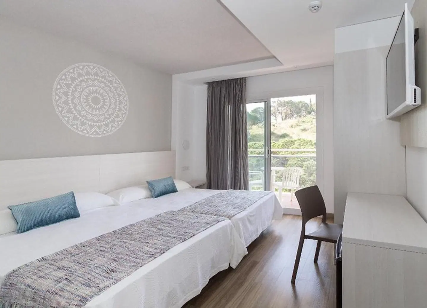 Hotel Oasis Park Splash ROOM_EXAMPLE