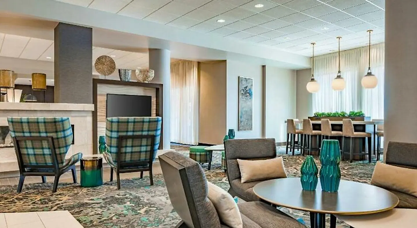 Residence Inn by Marriott Calgary South LOUNGE_LOBBY
