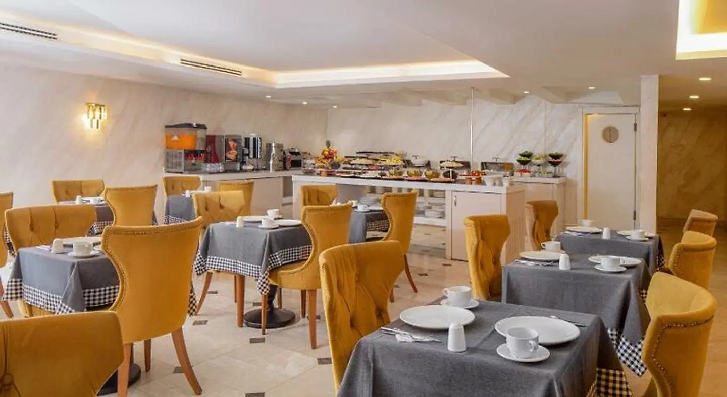 Great Fortune Design Hotel Restaurant