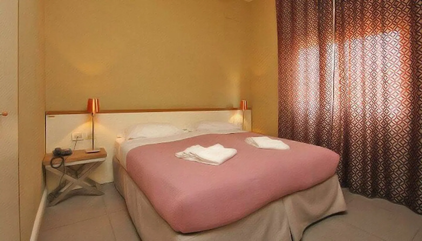 City Guest House ROOM_EXAMPLE
