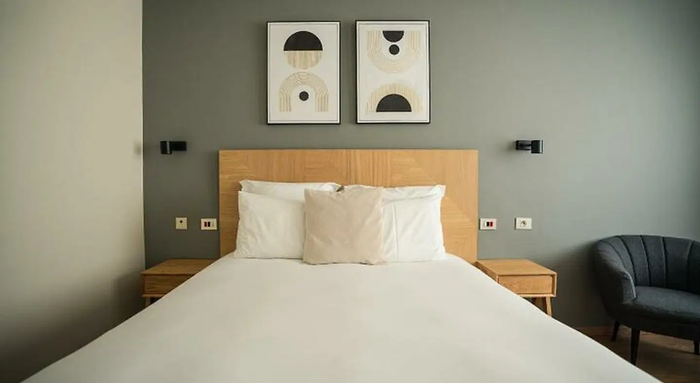 Bedford Hotel & Congress Centre ROOM_EXAMPLE
