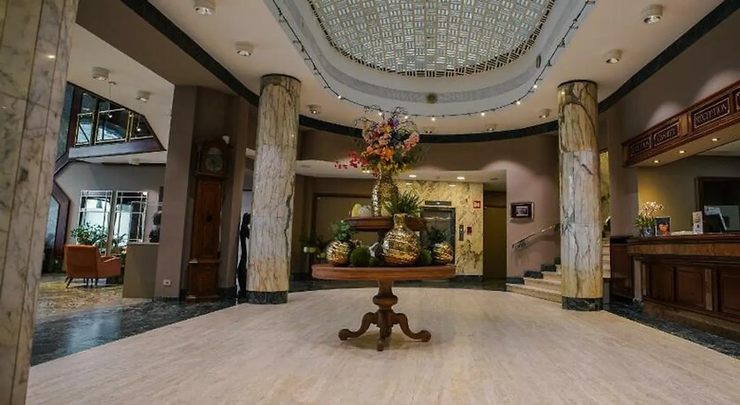 Bedford Hotel & Congress Centre LOUNGE_LOBBY