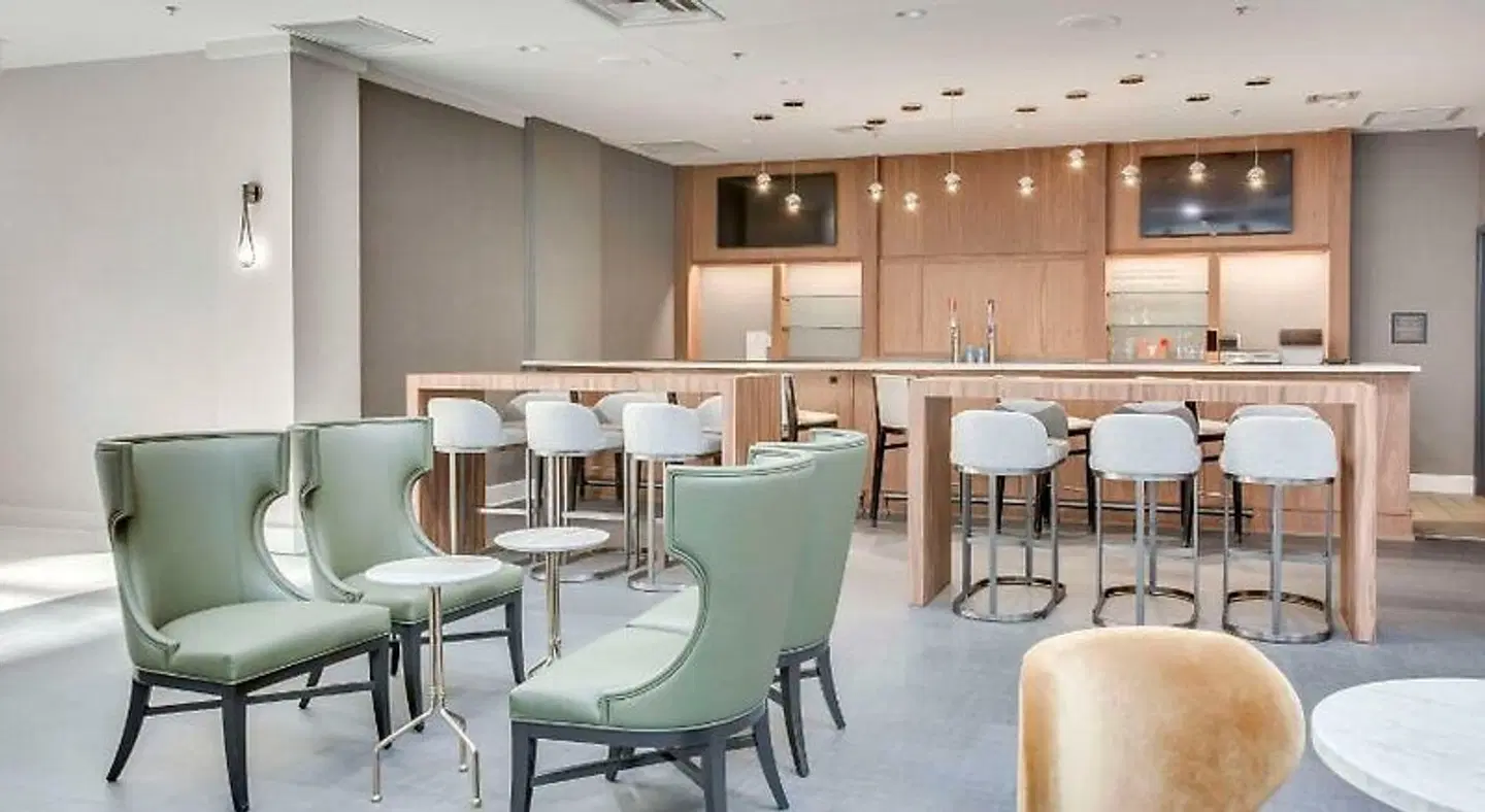Embassy Suites by Hilton Louisville East Konferenz