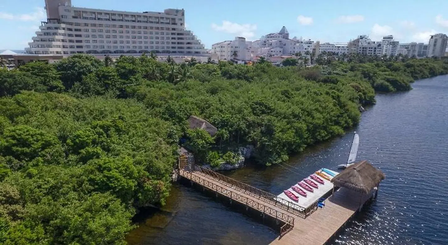 Royal Solaris Cancun LANDSCAPE