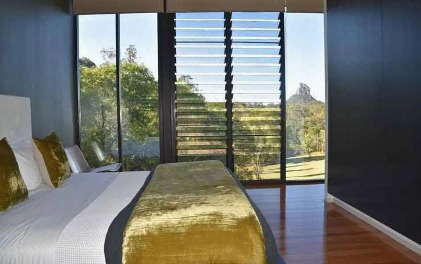 Glass On Glasshouse HEALTH_BEAUTY