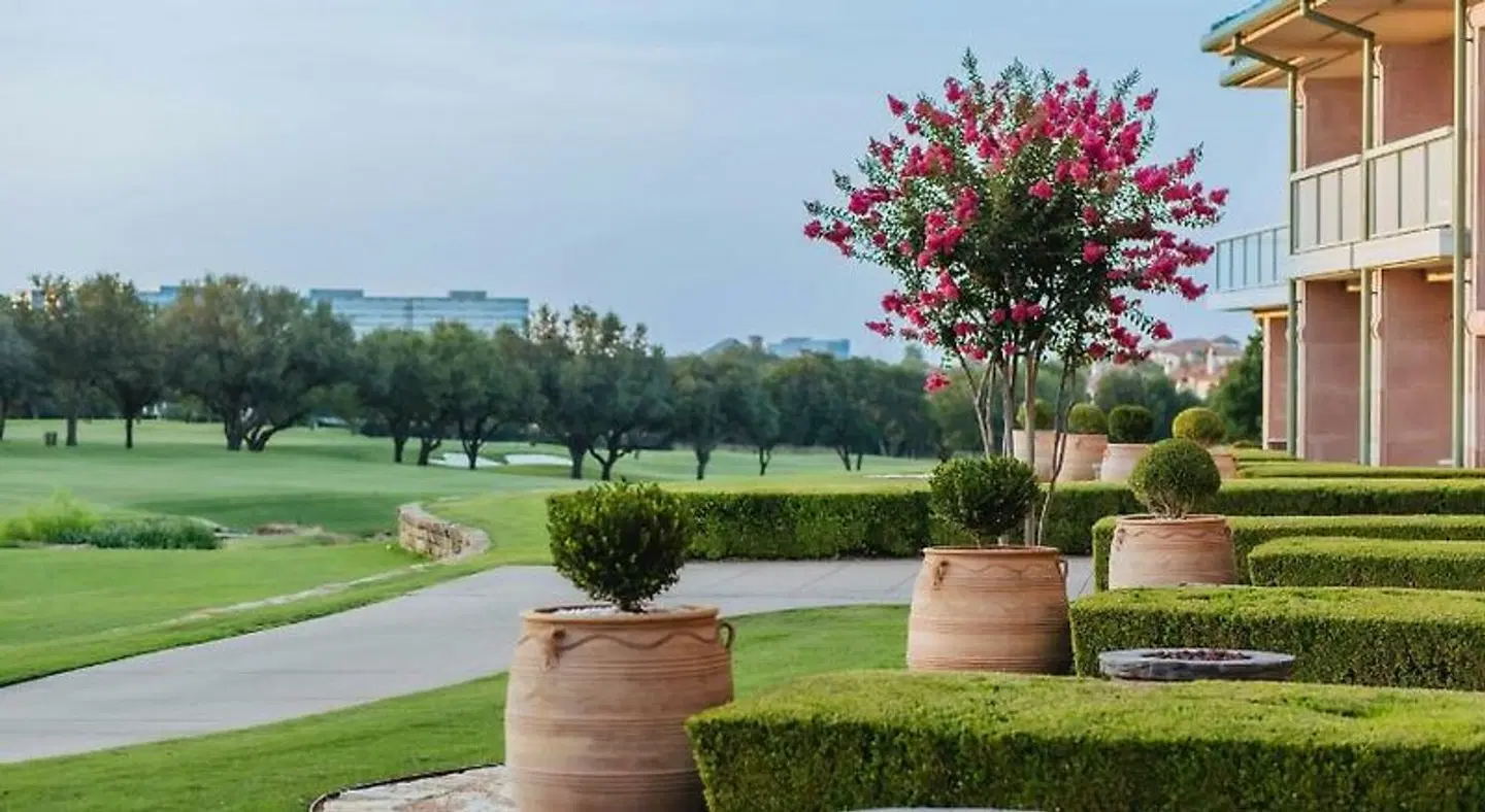 Four Seasons Resort and Club Dallas at Las Colinas Garten