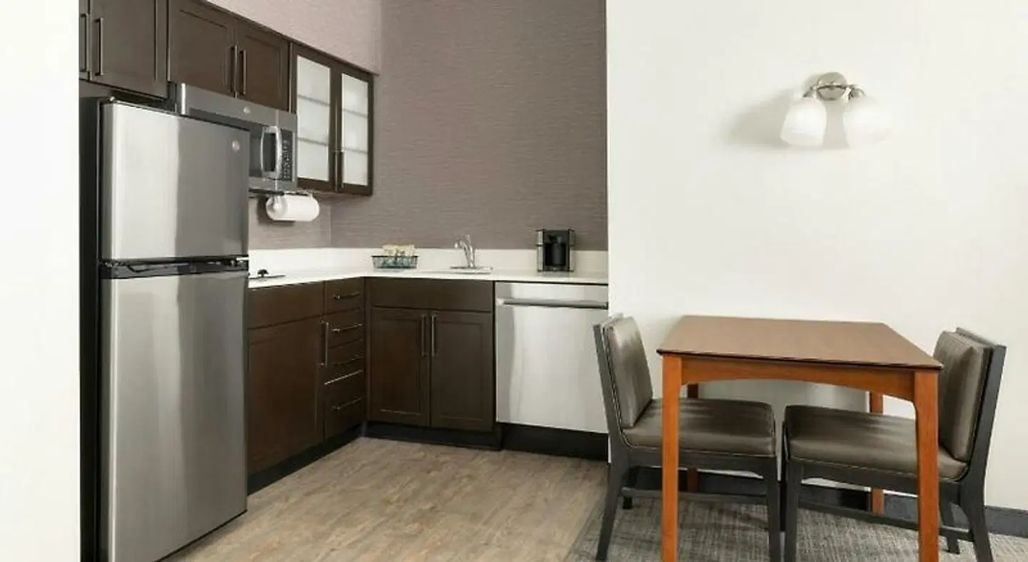 Residence Inn by Marriott Des Moines West at Jordan Creek Town Center ROOM_EXAMPLE
