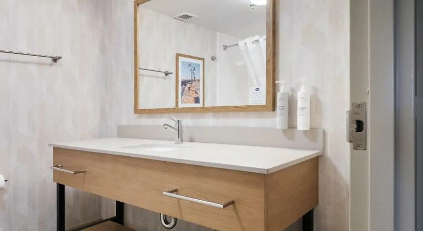 Hampton Inn Harbourgate Badezimmer